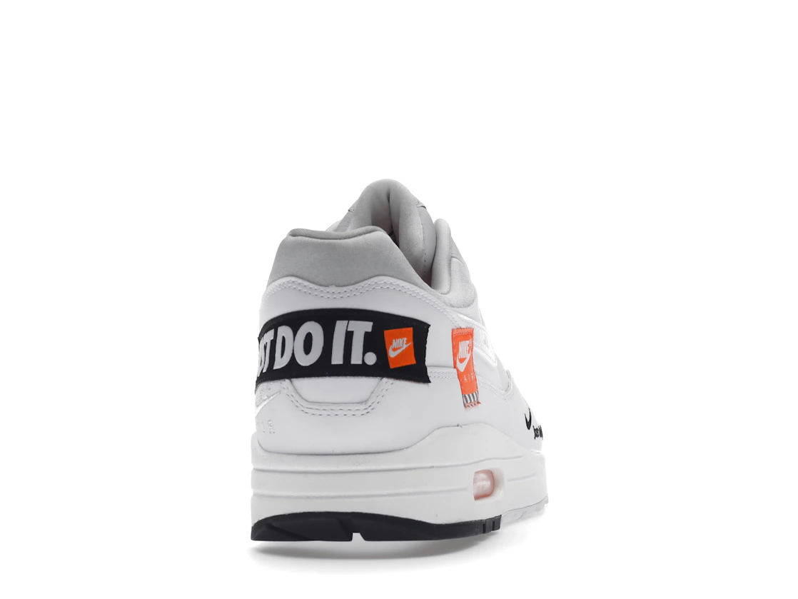Vue 29 de Nike Air Max 1 Just Do It Pack White