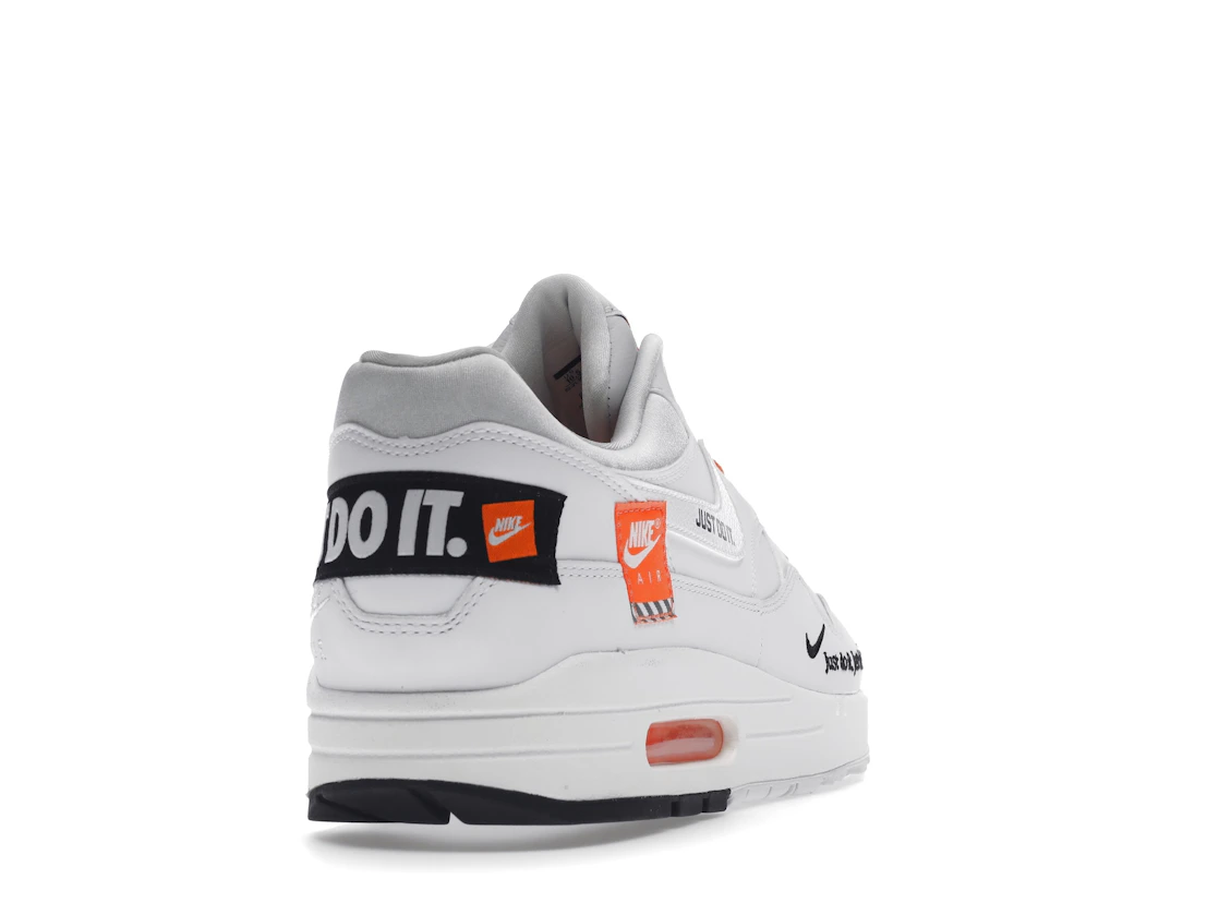 Vue 30 de Nike Air Max 1 Just Do It Pack White