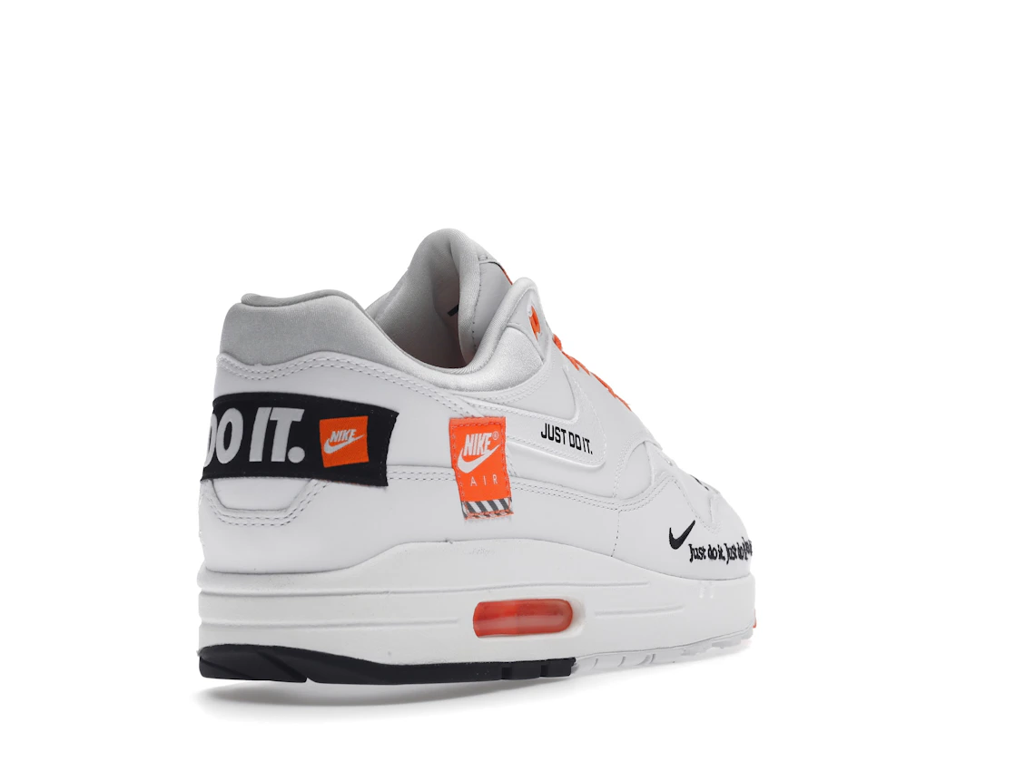 Vue 31 de Nike Air Max 1 Just Do It Pack White
