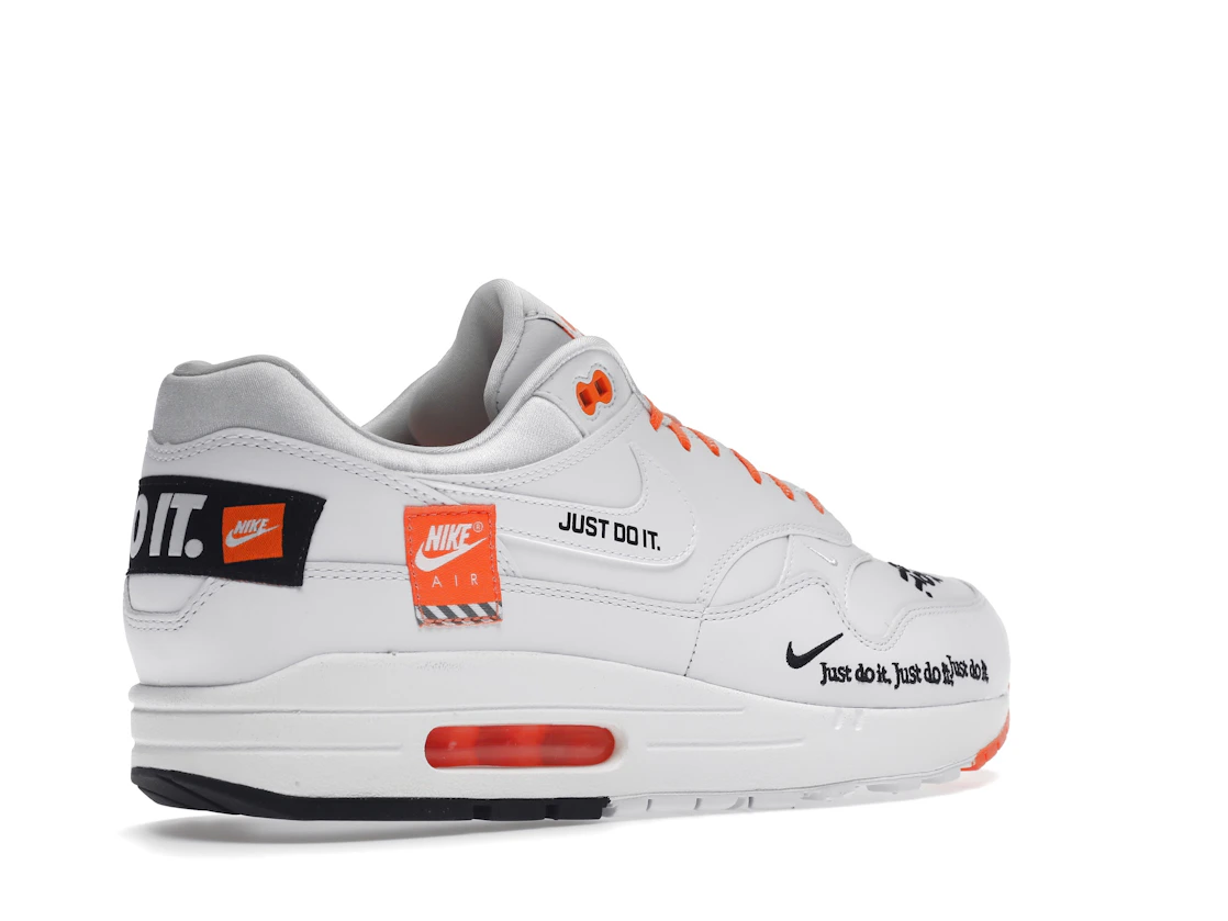 Vue 33 de Nike Air Max 1 Just Do It Pack White