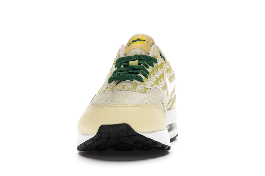 Vue 11 de Nike Air Max 1 Lemonade (2020)