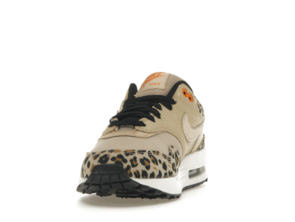 Vue 12 de Nike Air Max 1 Leopard 