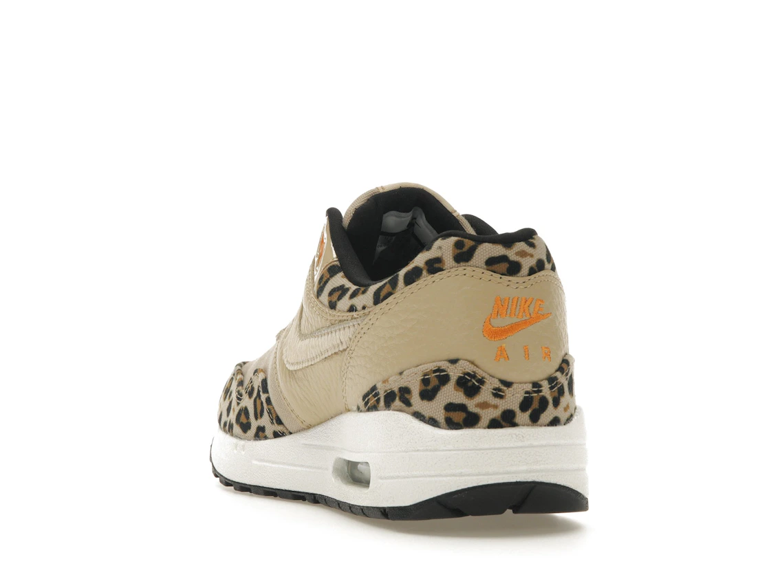Vue 26 de Nike Air Max 1 Leopard 