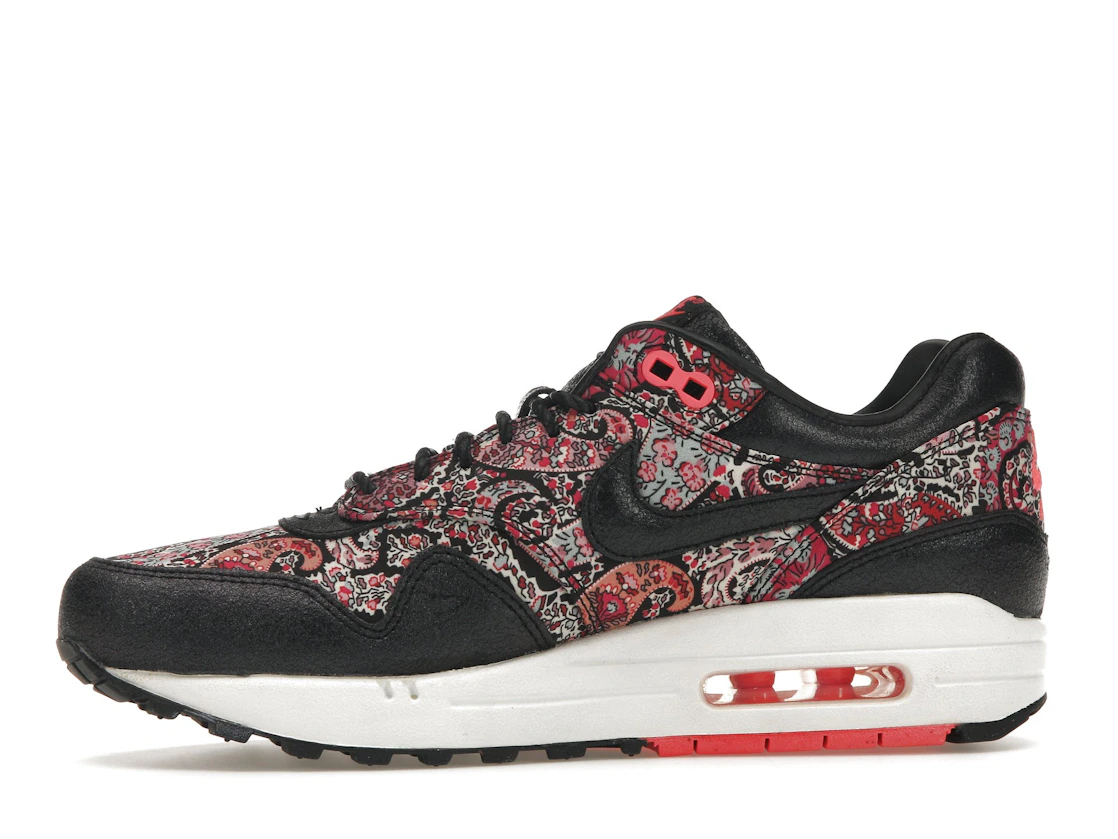 Vue 18 de Nike Air Max 1 Liberty Black Paisley 