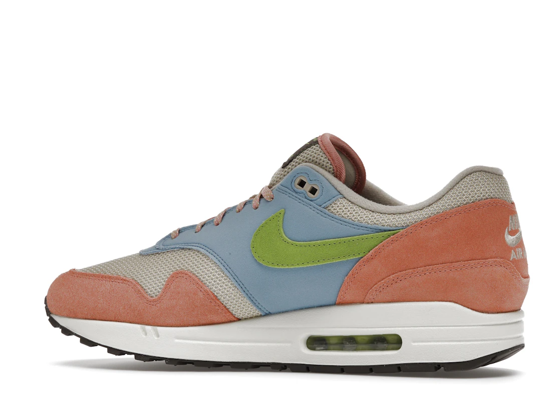 Vue 21 de Nike Air Max 1 Light Madder Root Worn Blue