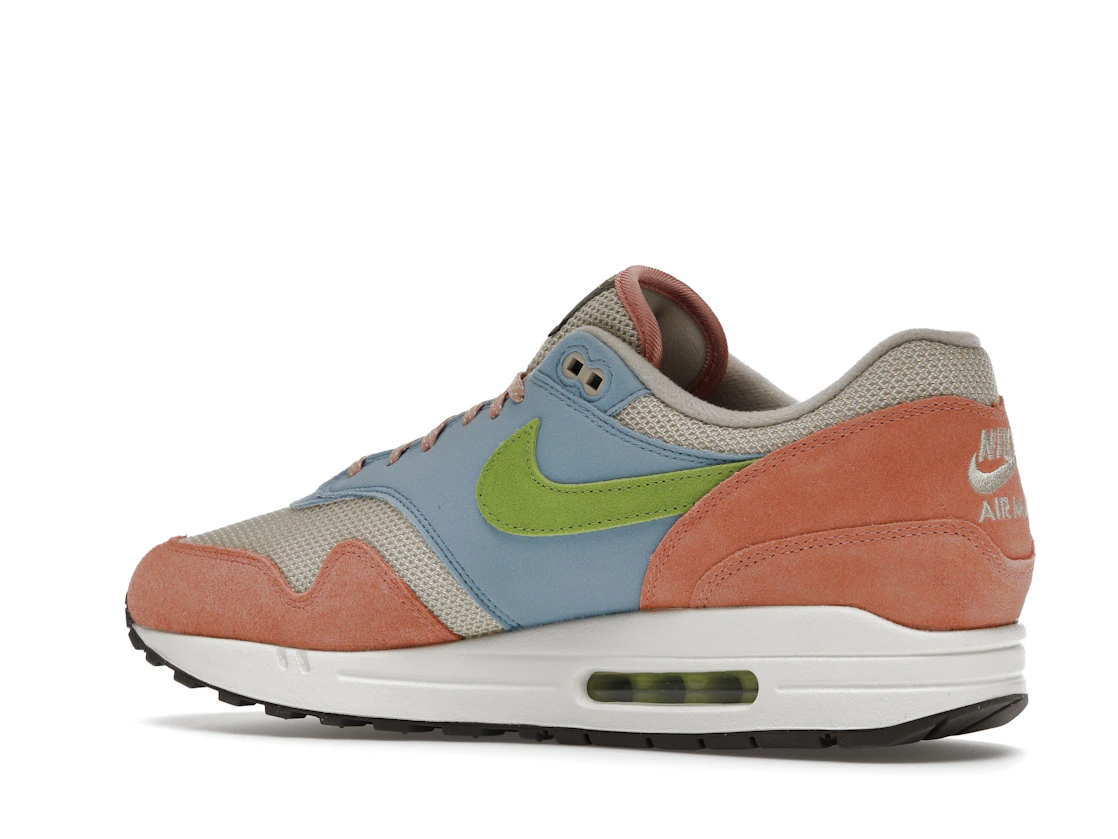 Vue 22 de Nike Air Max 1 Light Madder Root Worn Blue