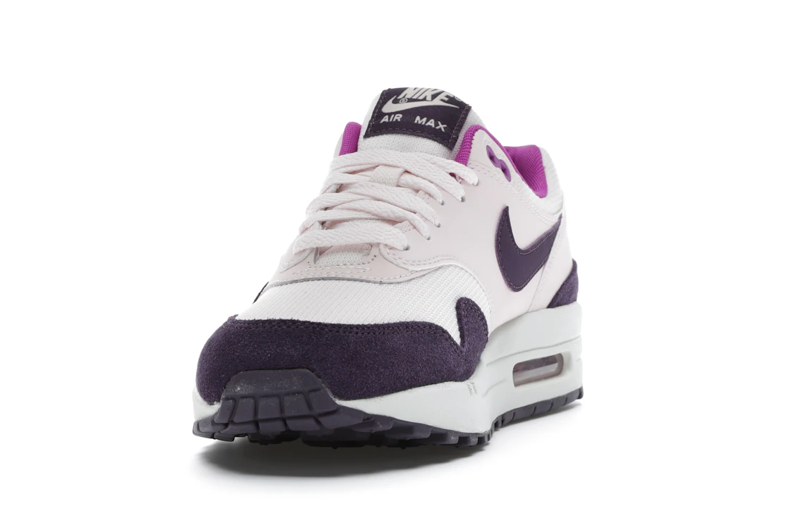 Vue 12 de Nike Air Max 1 Light Soft Pink Grand Purple 