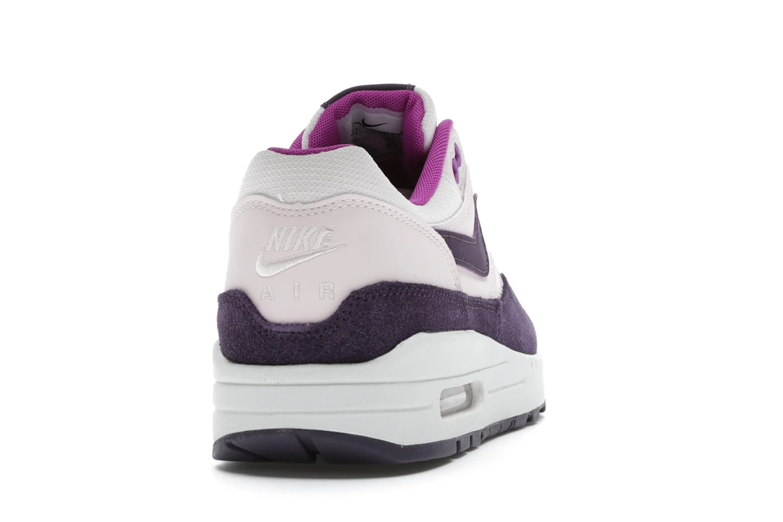 Vue 29 de Nike Air Max 1 Light Soft Pink Grand Purple 