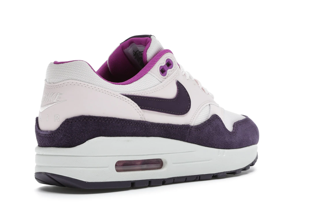 Vue 32 de Nike Air Max 1 Light Soft Pink Grand Purple 