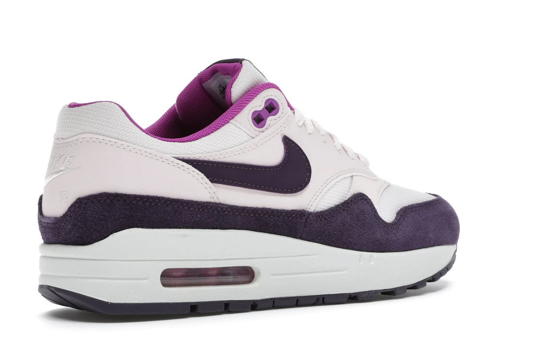 Vue 33 de Nike Air Max 1 Light Soft Pink Grand Purple 