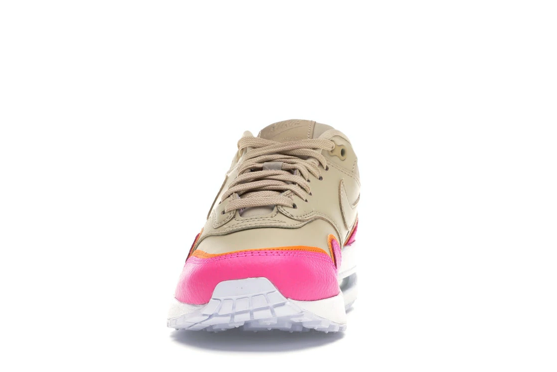 Vue 11 de Nike Air Max 1 Liner Tan 