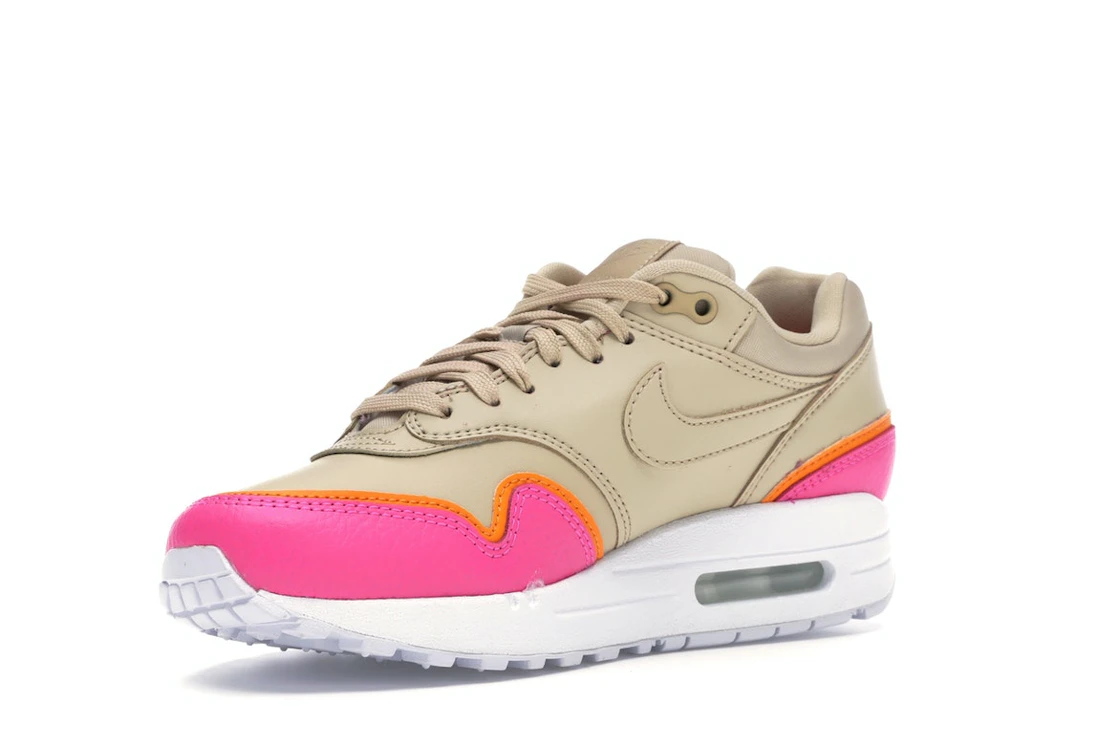 Vue 15 de Nike Air Max 1 Liner Tan 