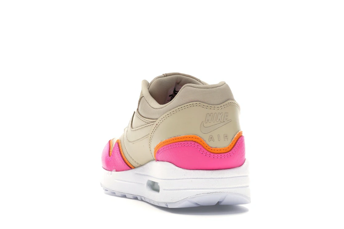 Vue 26 de Nike Air Max 1 Liner Tan 