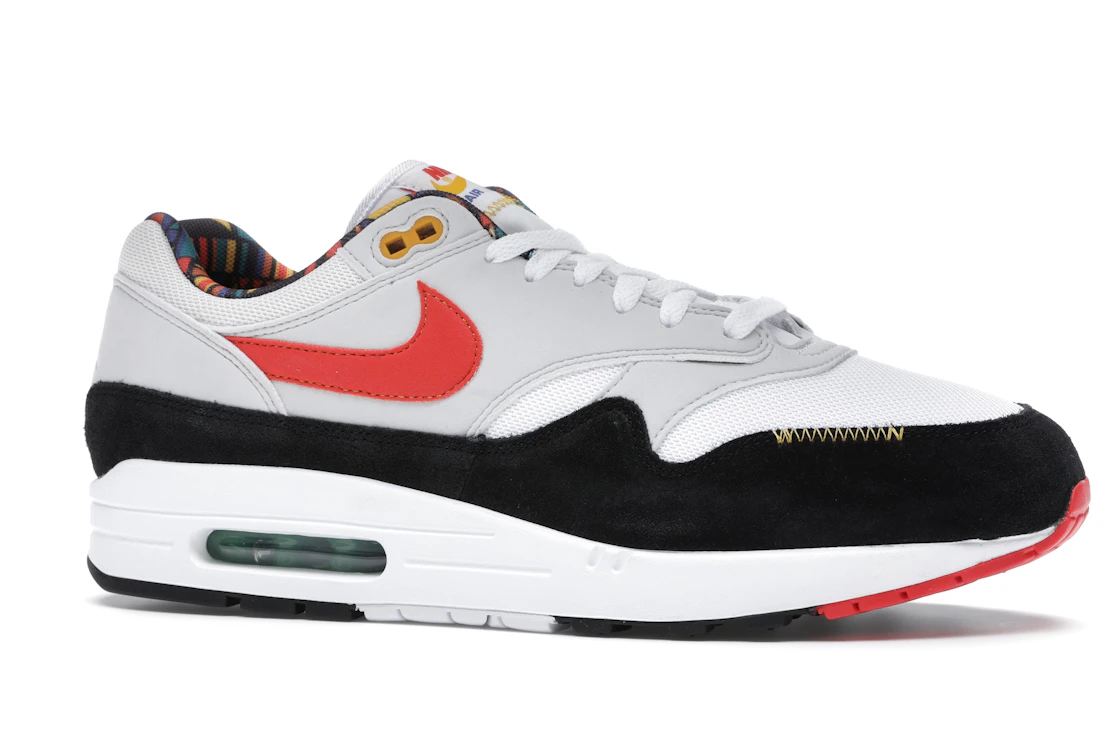 Vue 3 de Nike Air Max 1 Live Together, Play Together