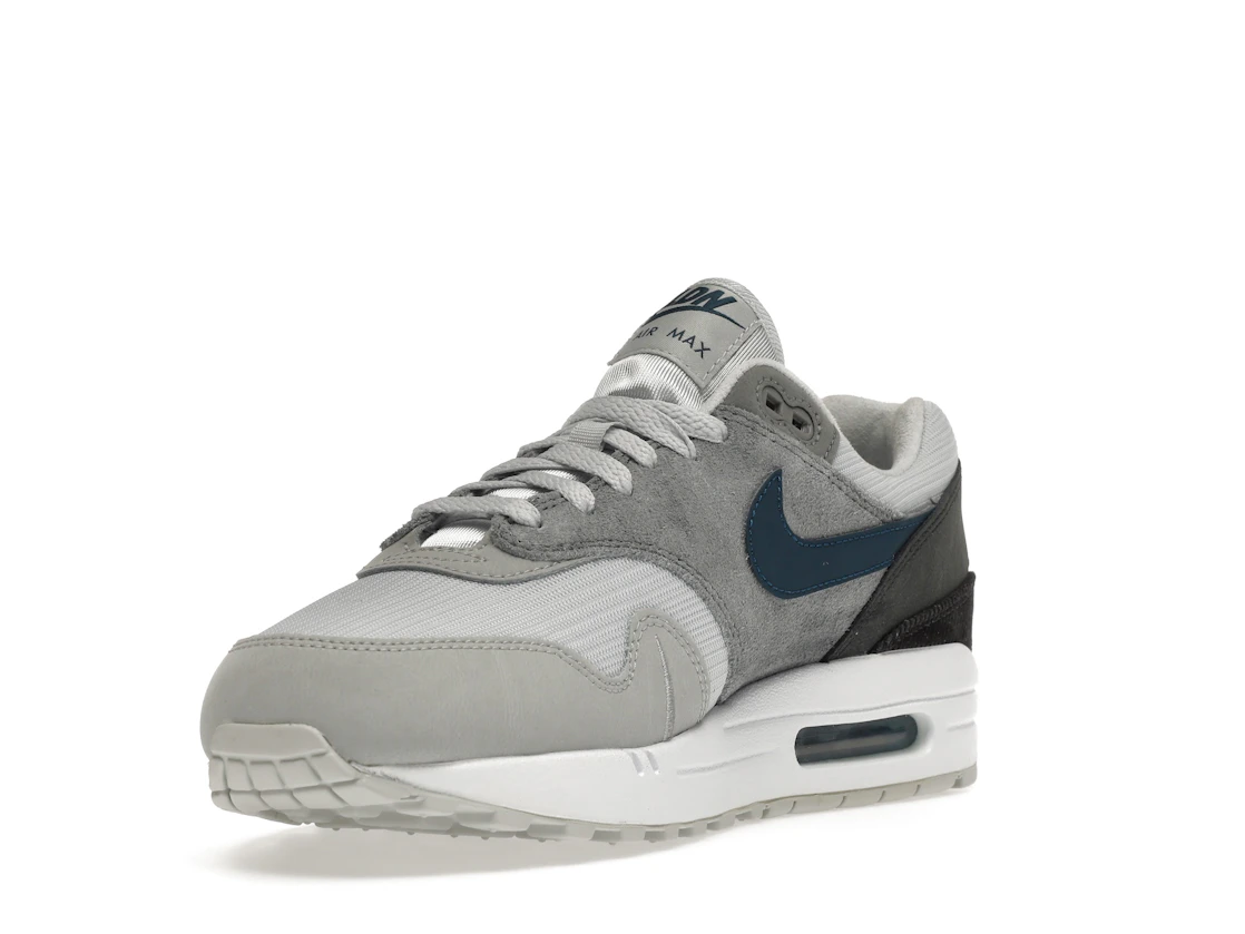 Vue 14 de Nike Air Max 1 London