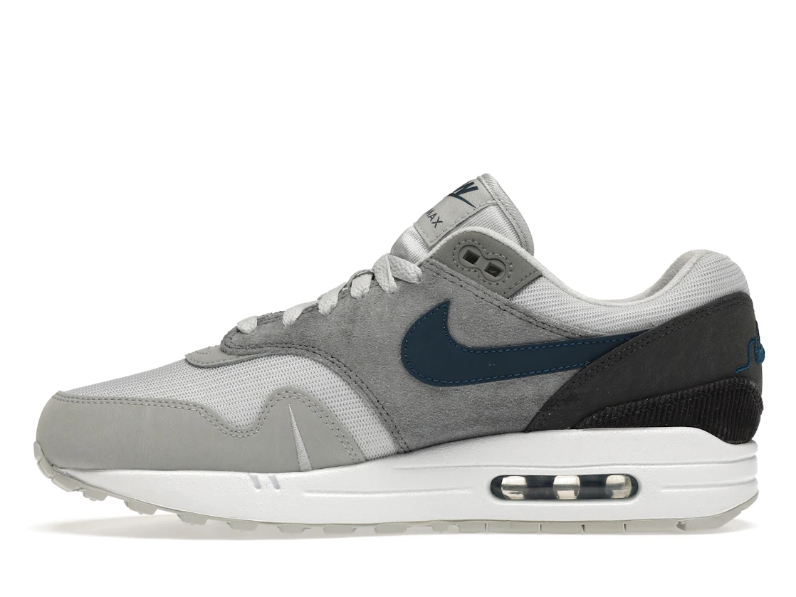 Vue 19 de Nike Air Max 1 London