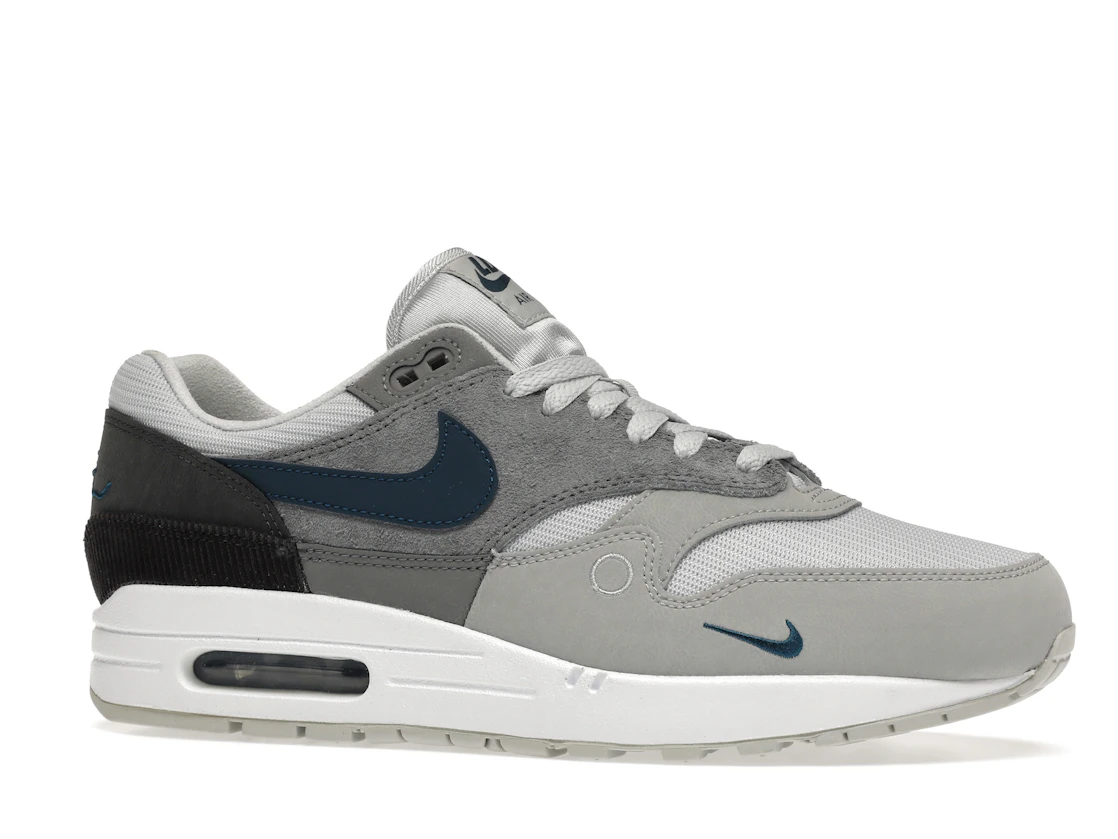 Vue 3 de Nike Air Max 1 London