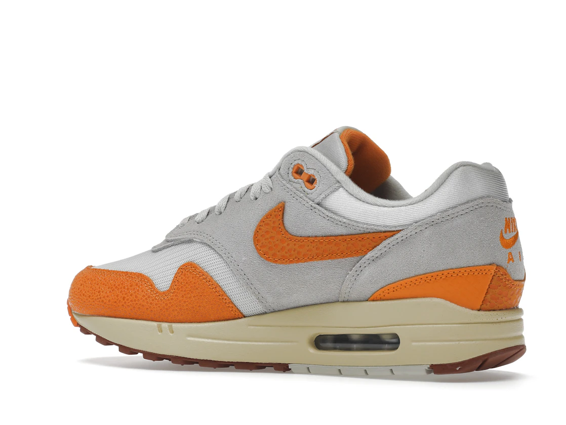 Vue 22 de Nike Air Max 1 Master Magma Orange 