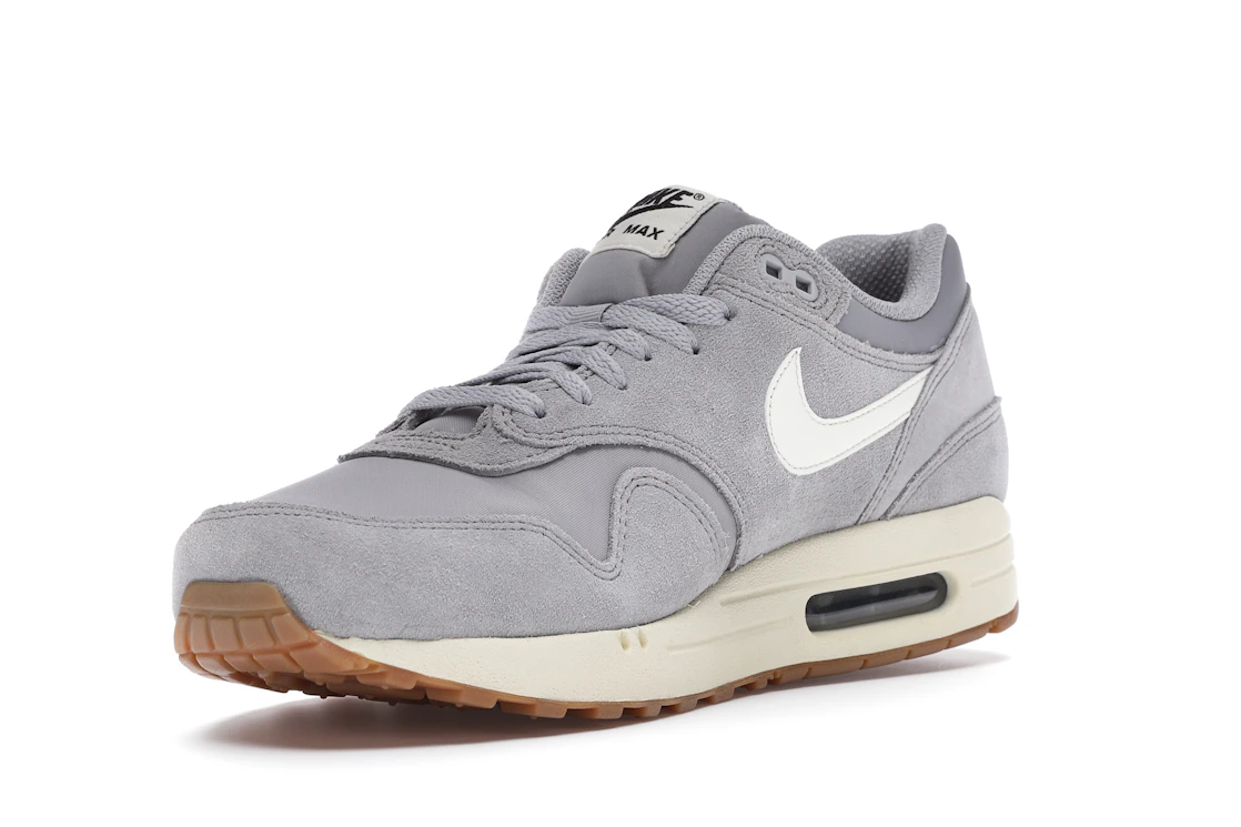 Vue 14 de Nike Air Max 1 Matte Silver