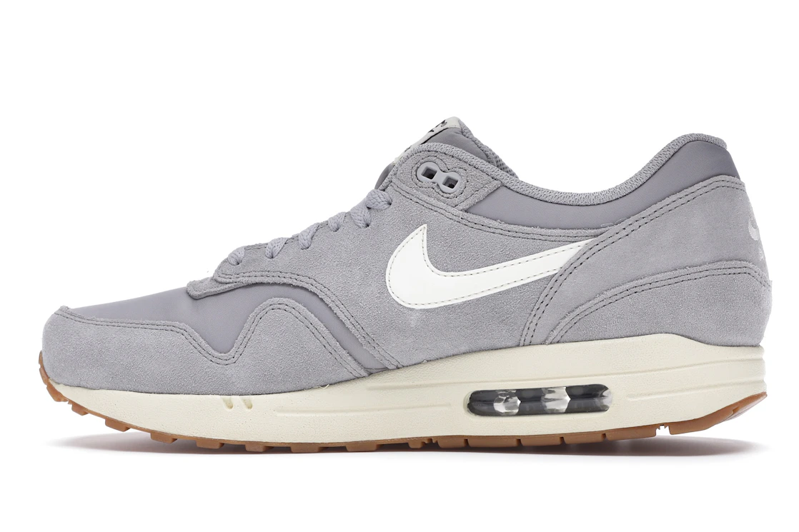 Vue 20 de Nike Air Max 1 Matte Silver