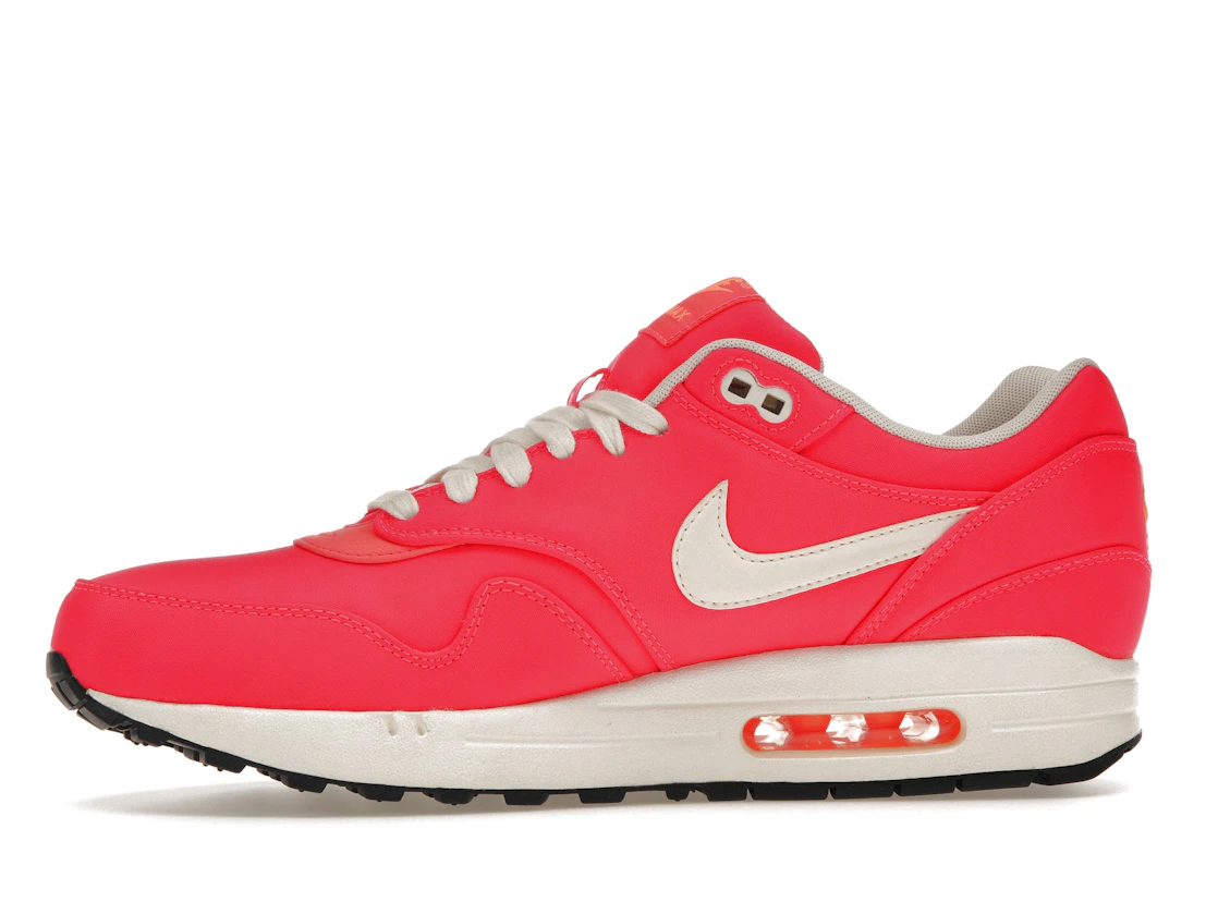 Vue 18 de Nike Air Max 1 Mercurial Hyper Punch