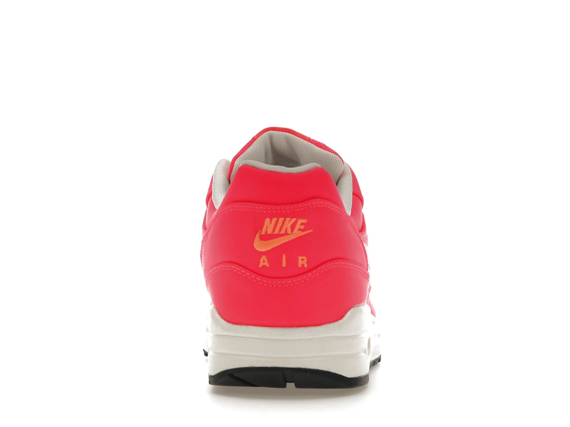 Vue 28 de Nike Air Max 1 Mercurial Hyper Punch