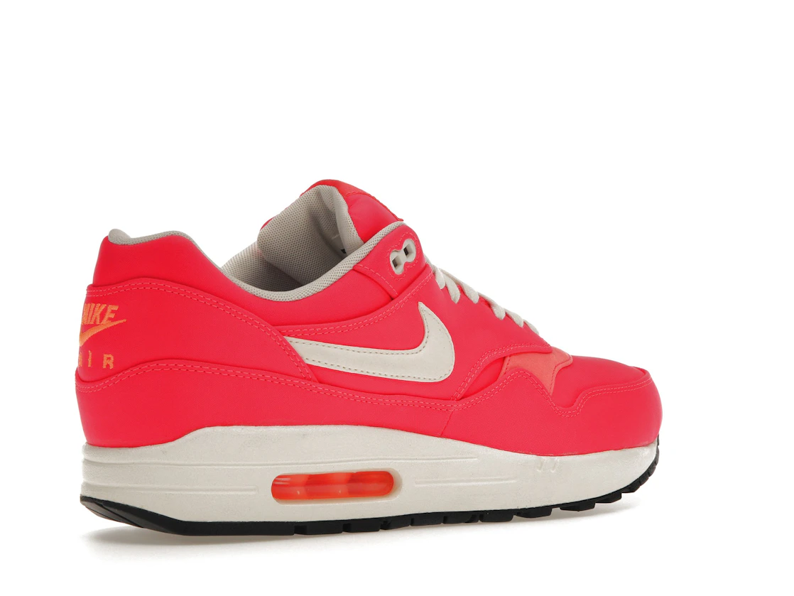 Vue 33 de Nike Air Max 1 Mercurial Hyper Punch