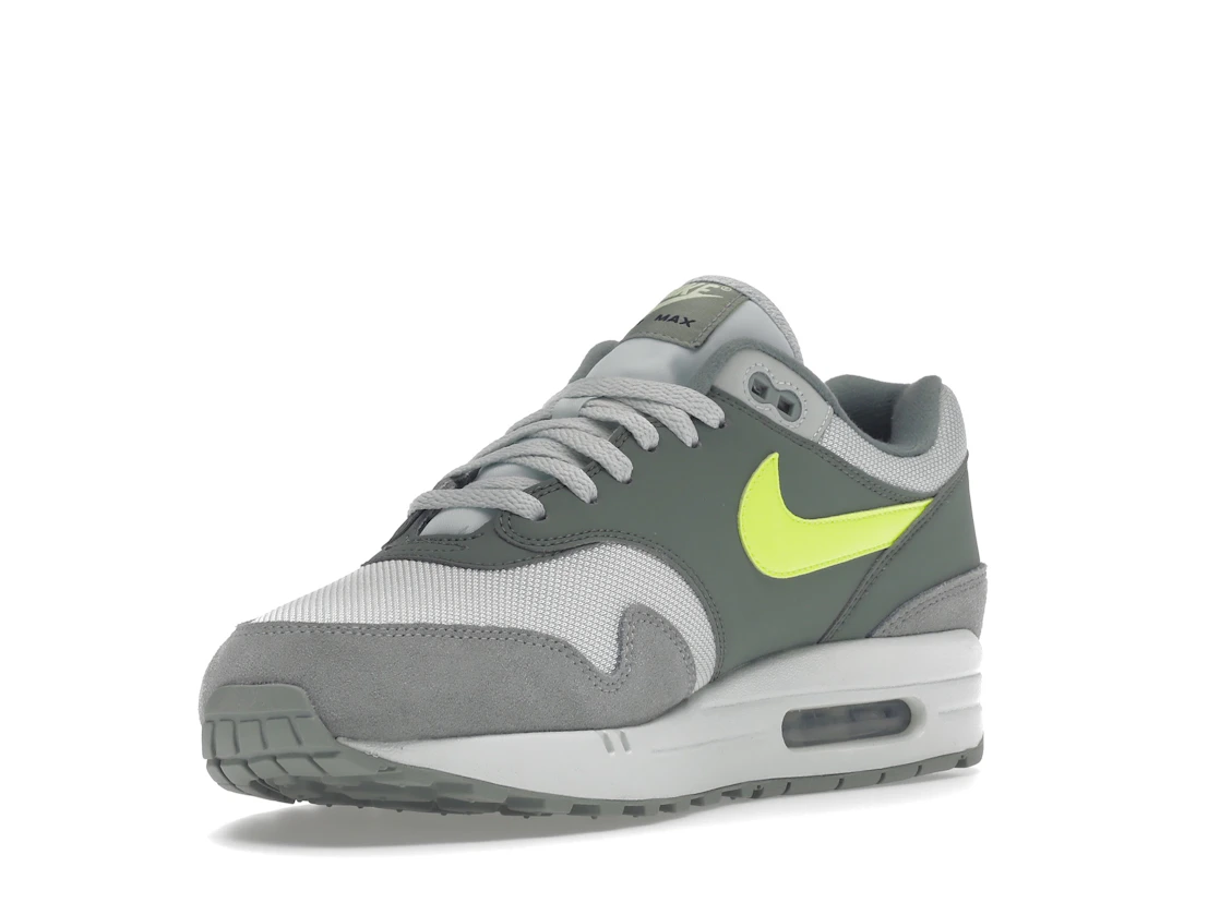 Vue 14 de Nike Air Max 1 Mica Green Volt