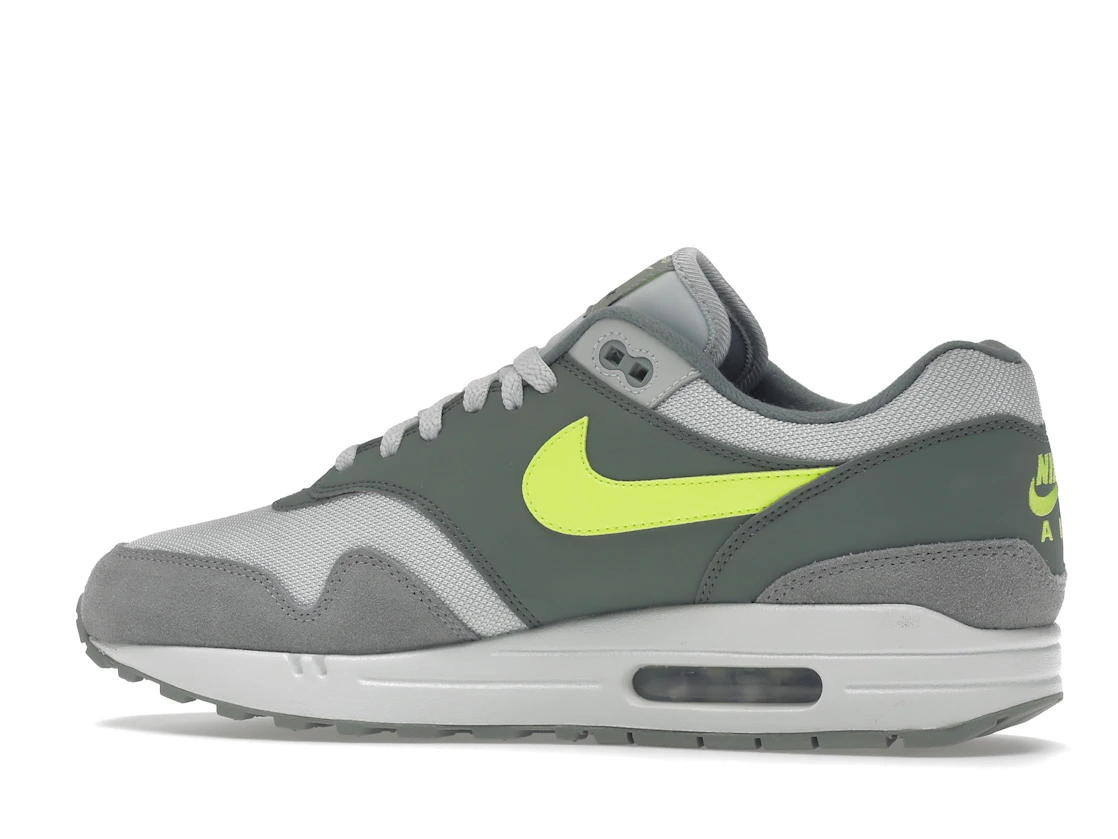 Vue 21 de Nike Air Max 1 Mica Green Volt