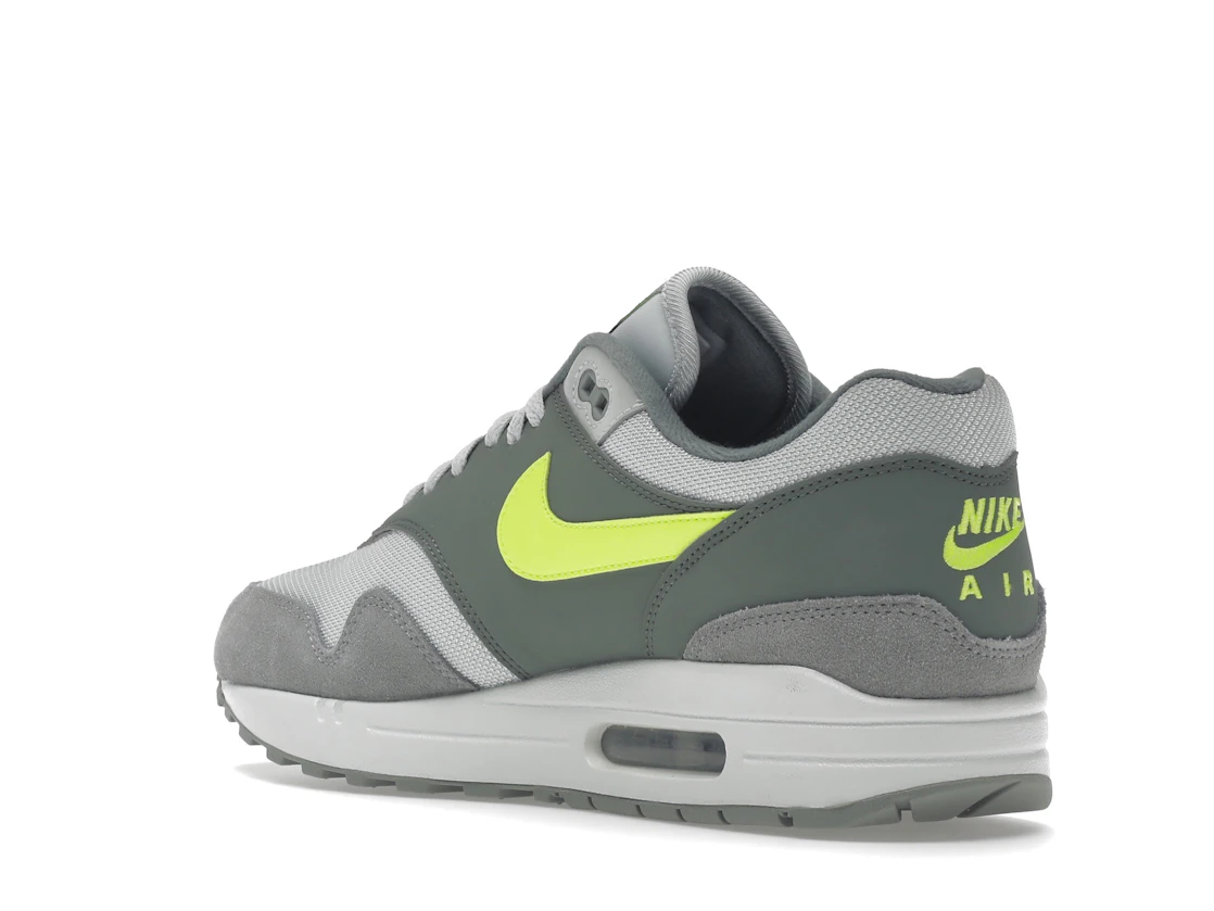 Vue 24 de Nike Air Max 1 Mica Green Volt