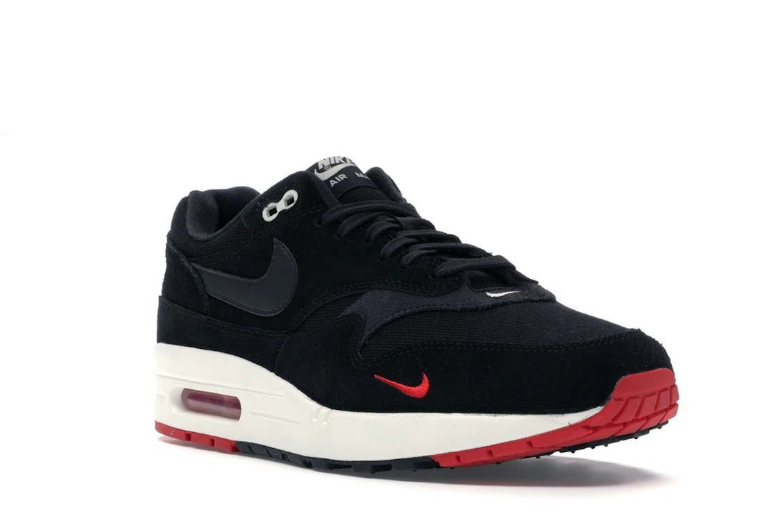 Vue 6 de Nike Air Max 1 Mini Swoosh Bred