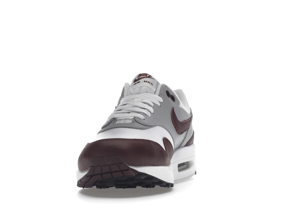Vue 12 de Nike Air Max 1 Mystic Dates