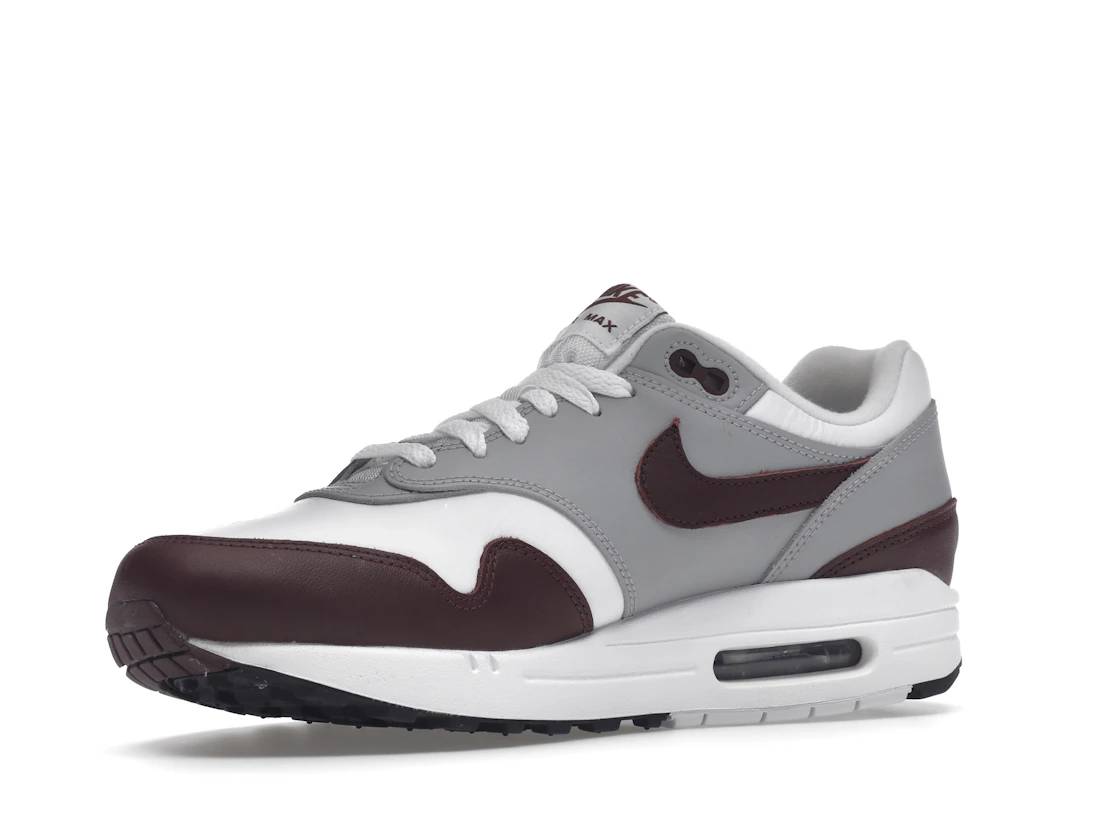 Vue 16 de Nike Air Max 1 Mystic Dates