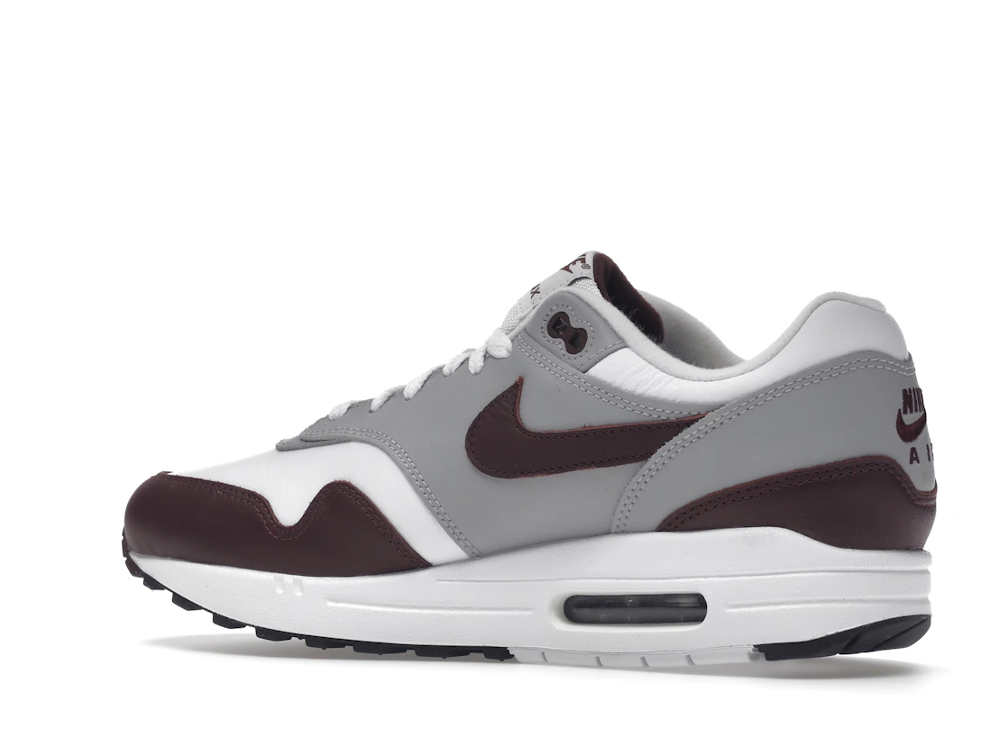 Vue 22 de Nike Air Max 1 Mystic Dates