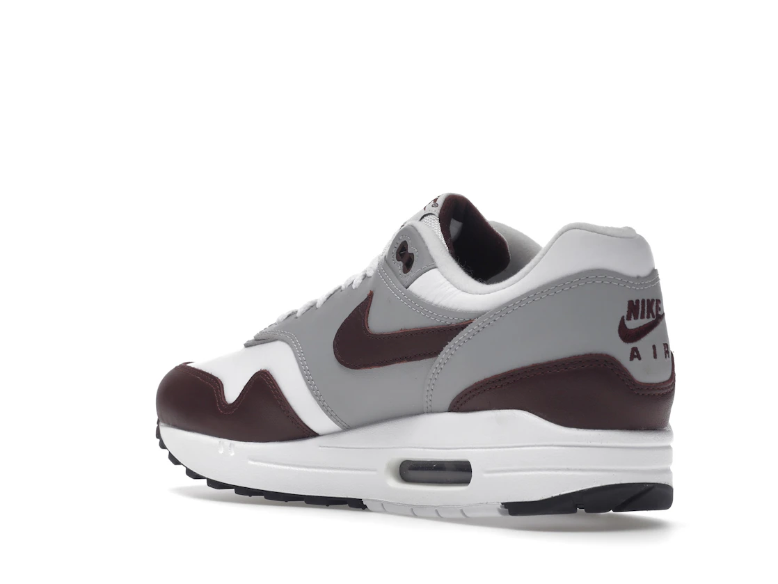 Vue 24 de Nike Air Max 1 Mystic Dates