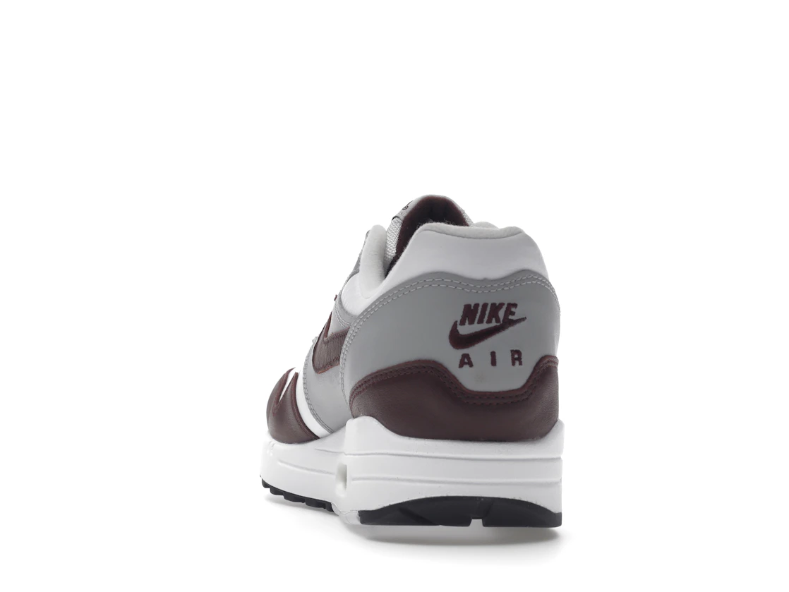 Vue 27 de Nike Air Max 1 Mystic Dates