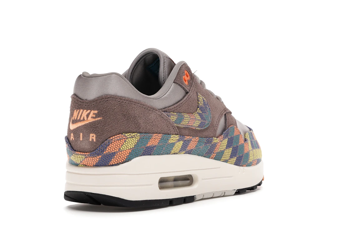 Vue 31 de Nike Air Max 1 N7 (2020)