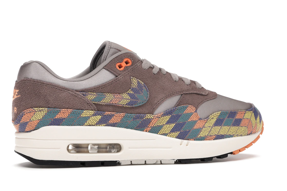 Vue 35 de Nike Air Max 1 N7 (2020)