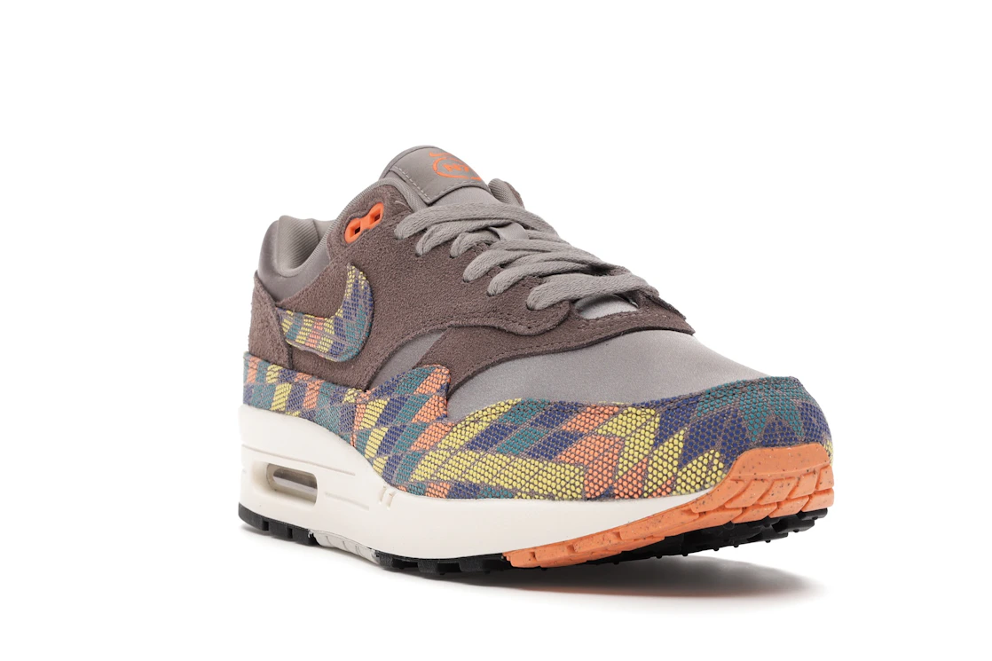 Vue 7 de Nike Air Max 1 N7 (2020)