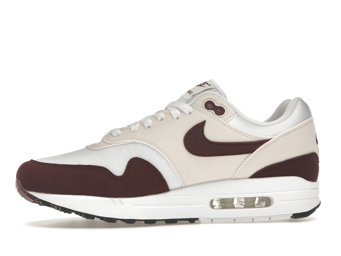 Vue 18 de Nike Air Max 1 Night Maroon 