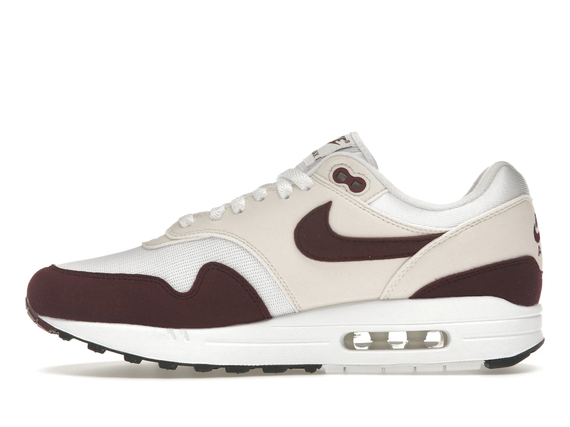 Vue 19 de Nike Air Max 1 Night Maroon 