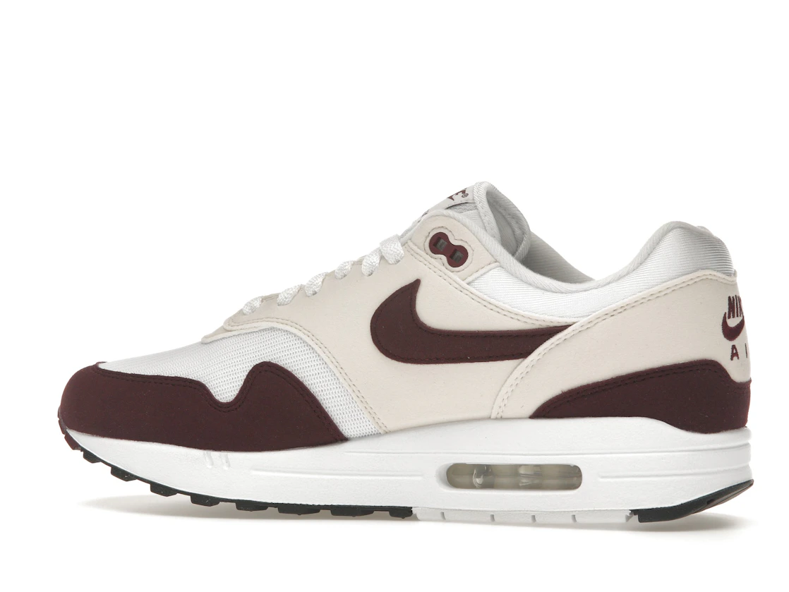 Vue 21 de Nike Air Max 1 Night Maroon 