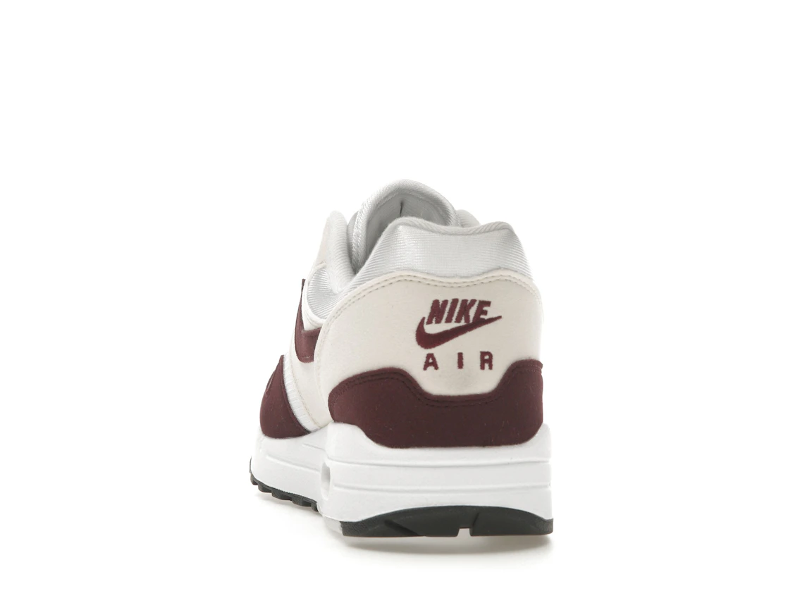 Vue 27 de Nike Air Max 1 Night Maroon 