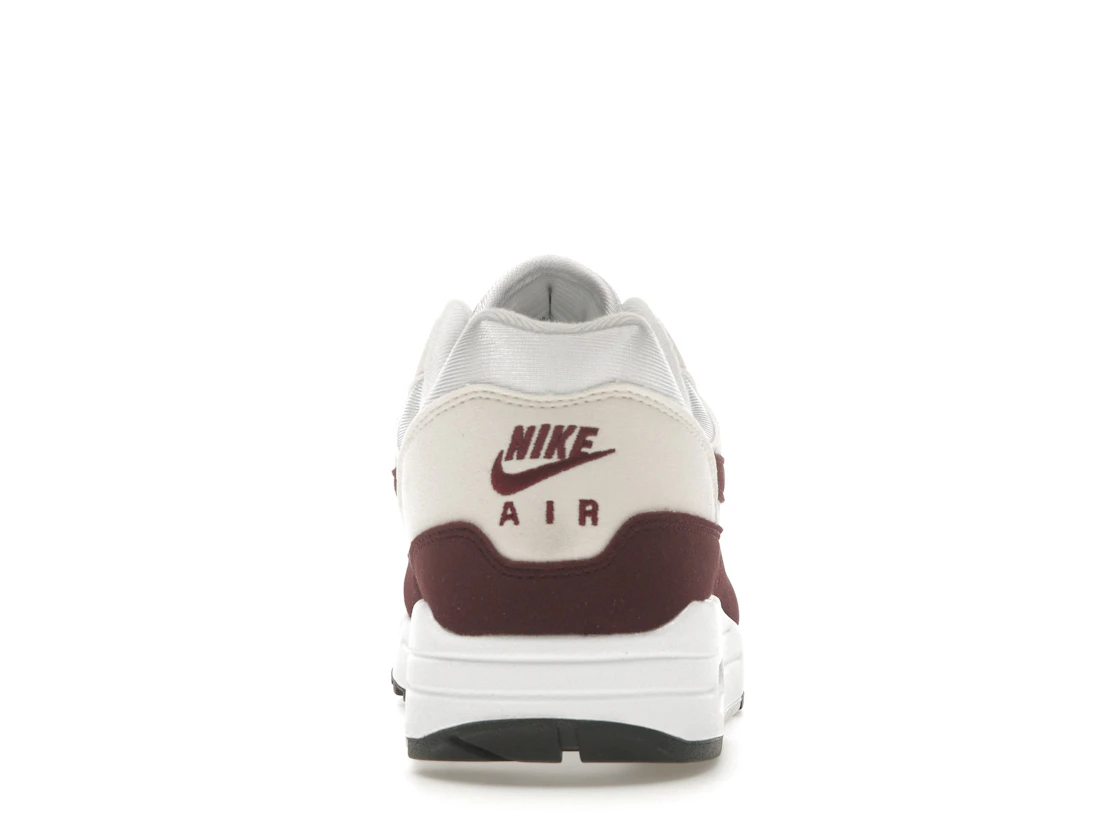 Vue 28 de Nike Air Max 1 Night Maroon 