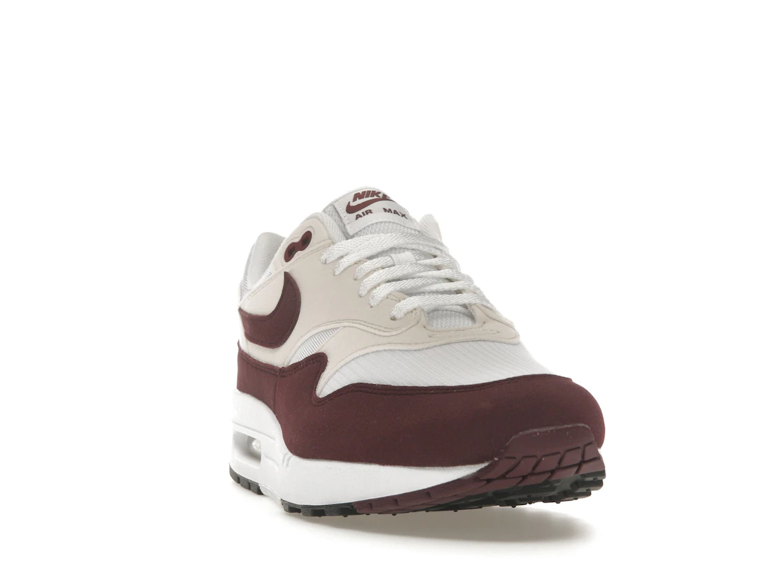 Vue 8 de Nike Air Max 1 Night Maroon 