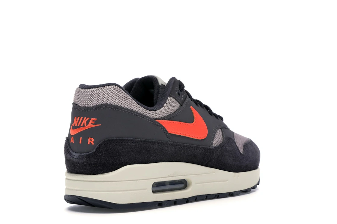Vue 32 de Nike Air Max 1 Oil Grey Wild Mango