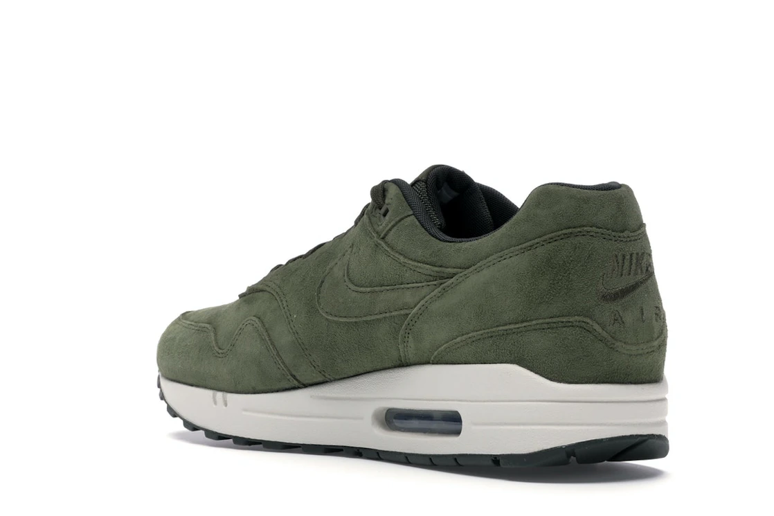 Vue 24 de Nike Air Max 1 Olive Canvas Suede