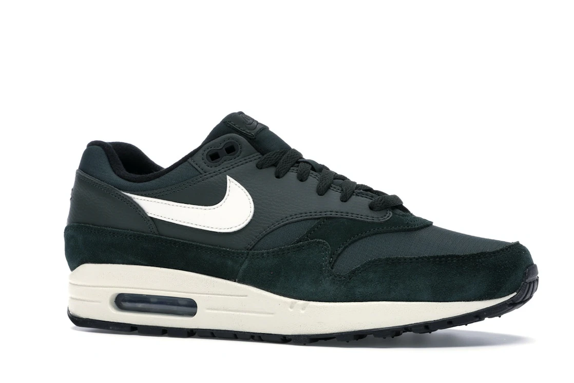 Vue 3 de Nike Air Max 1 Outdoor Green