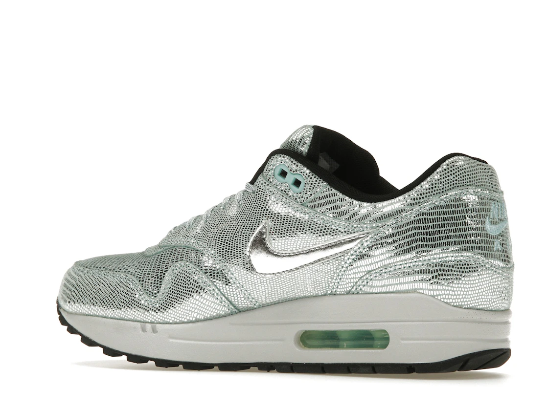 Vue 22 de Nike Air Max 1 Party Pack Disco Ball 