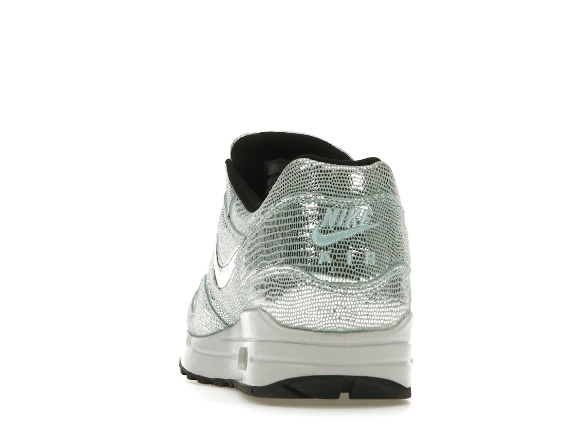 Vue 27 de Nike Air Max 1 Party Pack Disco Ball 